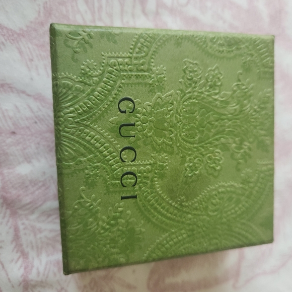 Rare highly sought after Gucci spine studed Ring - Picture 7 of 7